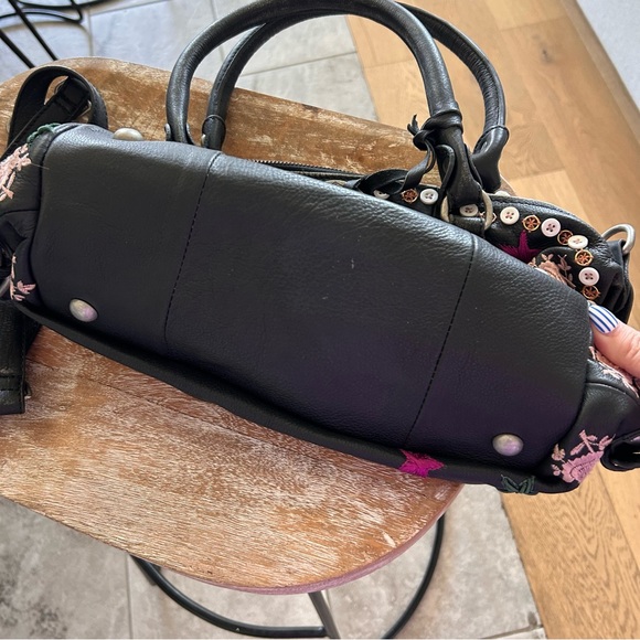 New Free People x The Falls Baby Emerson Tote Bag Floral Embroidered Buttons - Picture 9 of 14